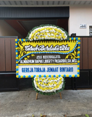 Papan Bunga Duka di Proklamasi